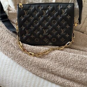 Louis Vuitton Black and Gold Women's Bag